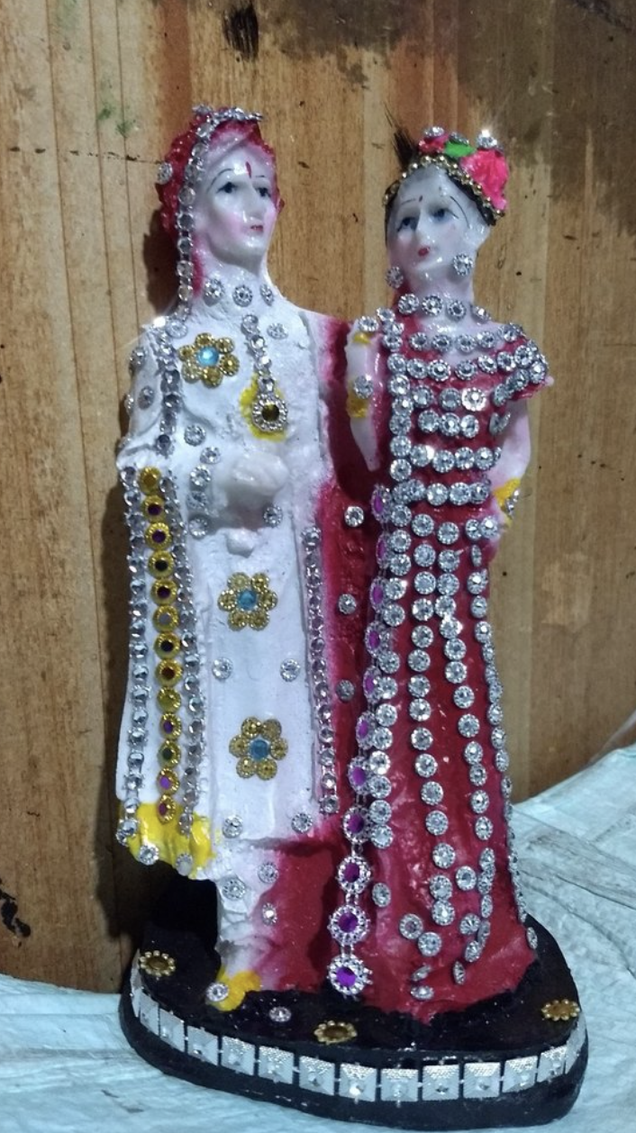 Dulhan Statue